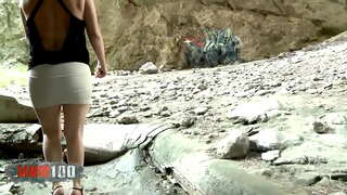 Жінки, що спрагли до сексу та чекають своєї черги на трахання