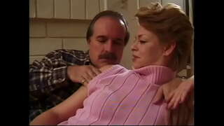 Topla zrela Шарин Wood отсасывает kurac, duboko bušenje maca i sperma na magarca.