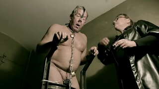 دلبر, آوریل, سیاه, کالای تنگ, لاتکس, برده استفاده شده است